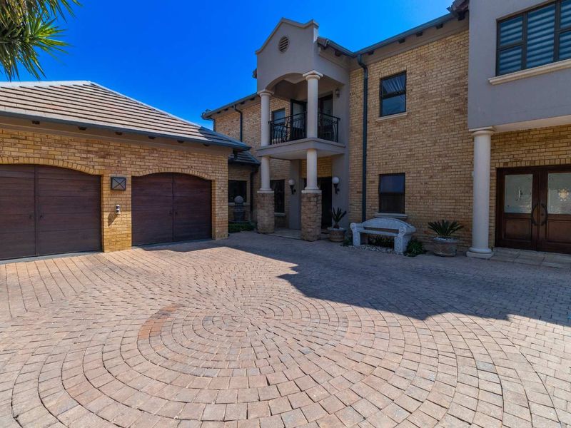 Discover Your Dream Home in the Prestigious Champs Du Lac Complex - Photo 1