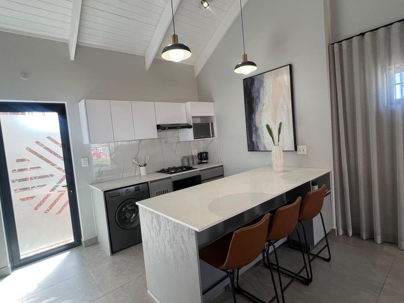 4 Bedroom Townhouse in Baltimore lifestyle Estate - Photo 4