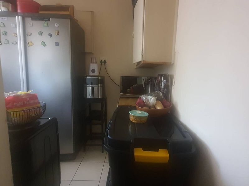 **Starter Apartment in Sunnyside, Pretoria – Ideal for Students or Investors** - Photo 7