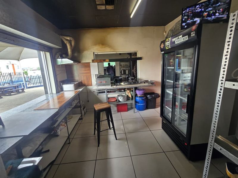 Prime Commercial Property for Sale – Exceptional Location in Windhoek Central - Photo 6
