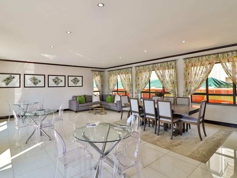 1 Bedroom Apartment in Fourways - Photo 10