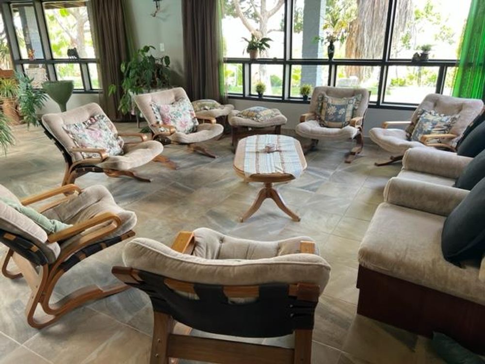 Swimming pool lounge