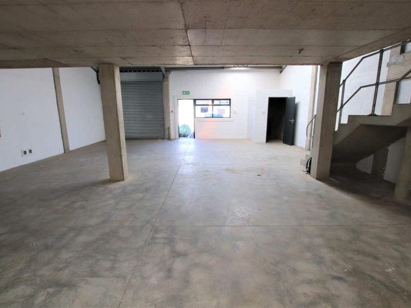 Hendra - 140m2 Mixed-Use Light Industrial Unit For Sale in Cornubia - Photo 6