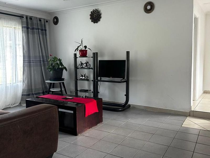 Comfortable One-Bedroom Cottage to Rent in Meer En See - Photo 4