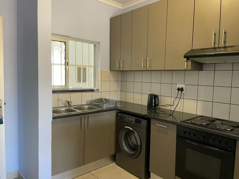 Fullu Furnished 2 Bedroom Apartment to Let in Klein Windhoek - Photo 9