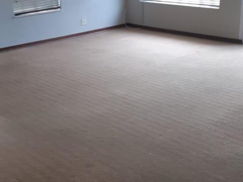 2 Bedroom apartment availble for sale - Photo 4