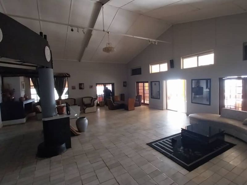 Commercial - Conference/ Accommodation/ Rehabilitation Centre - Photo 3