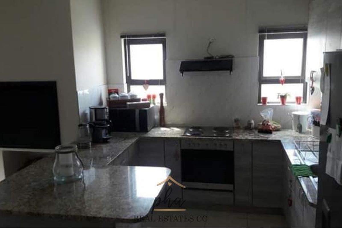 2 BEDROOM TOWNHOUSE FOR SALE - WALVIS BAY - Photo 4