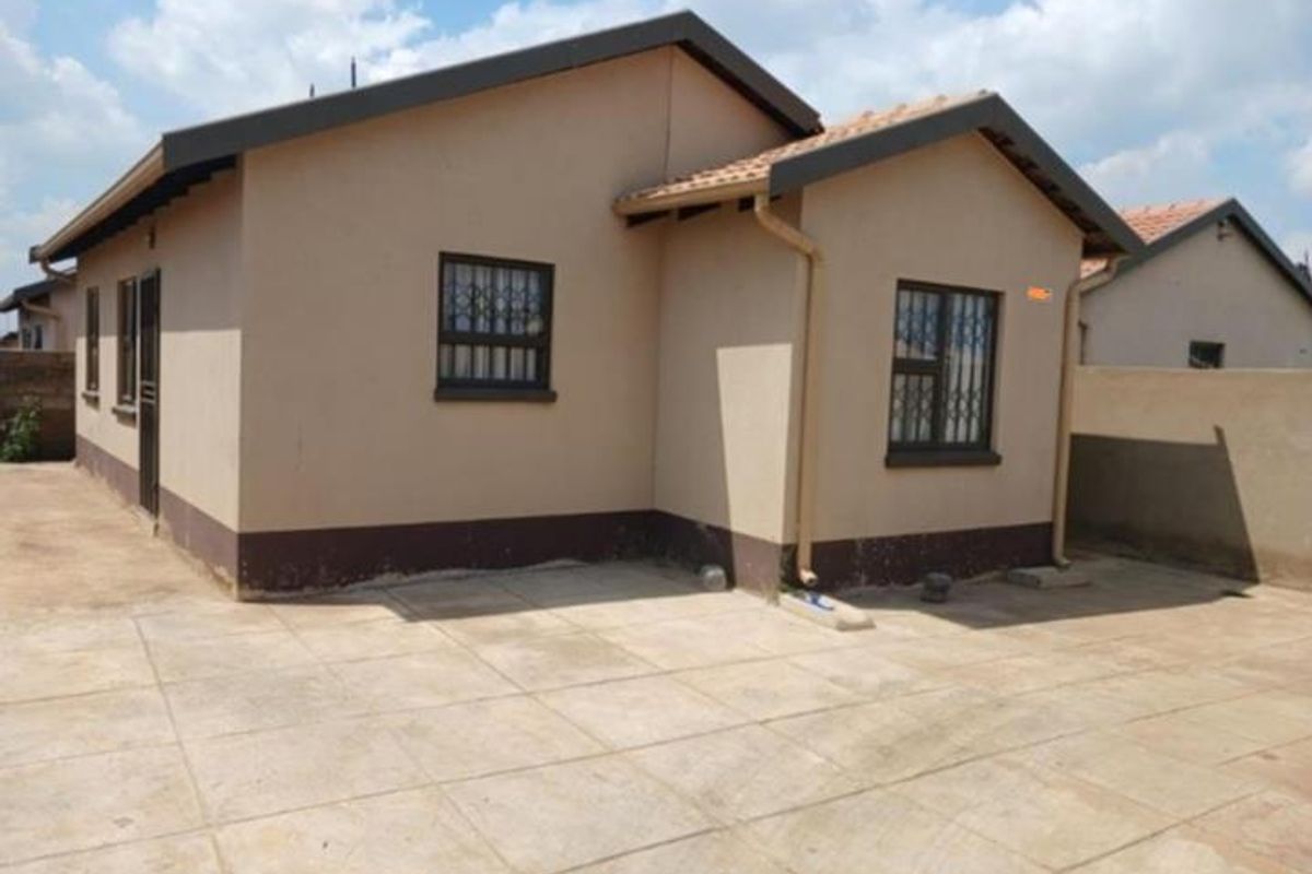 EXCLUSIVE | MODERN FAMILY HOME IN WINDMILL PARK – ACT FAST This is a rare opportunity to own a well-positioned, modern home in the sought-after suburb - Photo 3