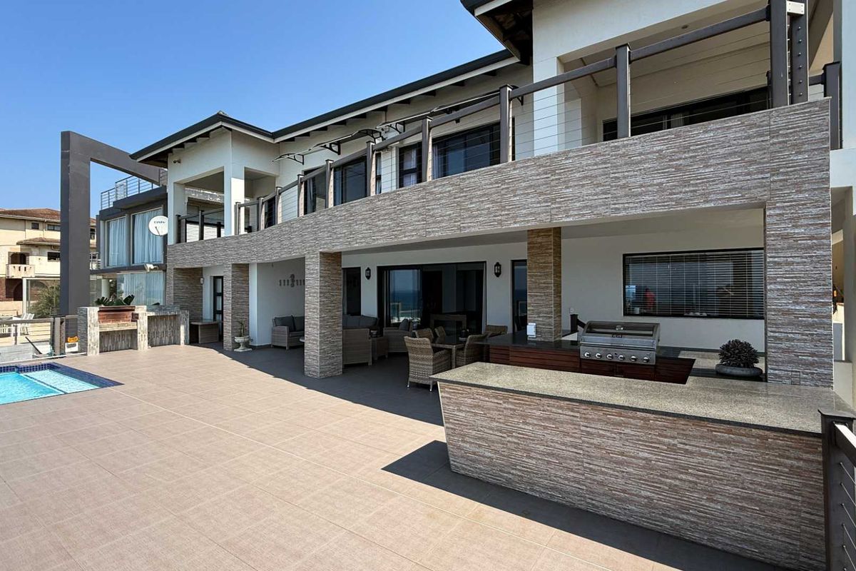 Incredible Coastal Tinley Manor Home - Photo 5