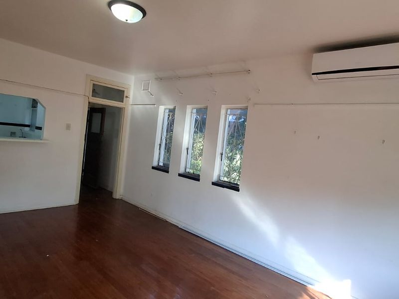 Cozy Essenwood Apartment Near Atrium Mall - Secured Parking & Fully Air Conditioned !! - Photo 9