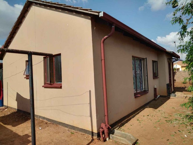 3 bedrooms corner house for sale in Rosslyn - Photo 9