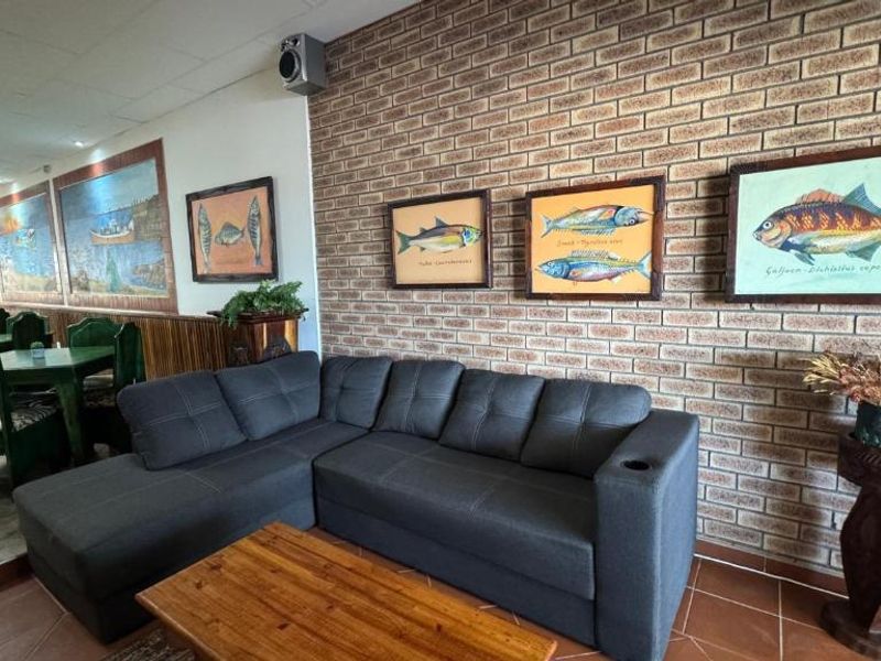 WALVIS BAY LUXURY GUESTHOUSE FOR SALE - Photo 10