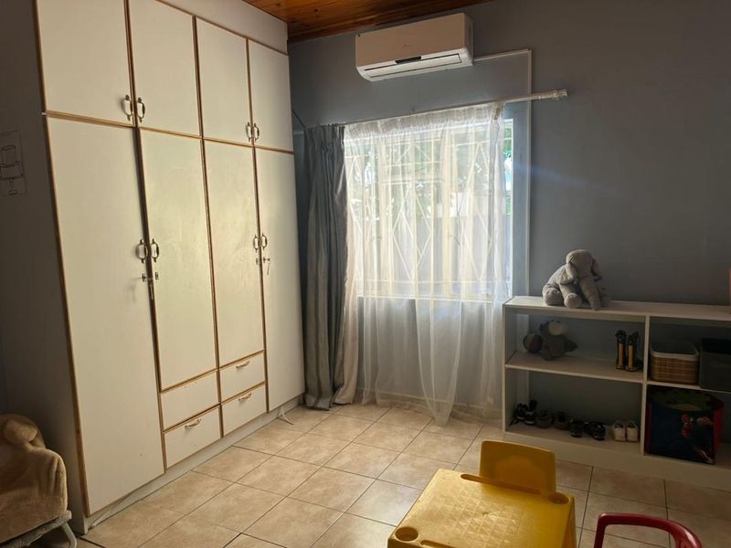 For sale Oshakati Live in Style: Elegant 6-Bedroom Home with Extras - Photo 6