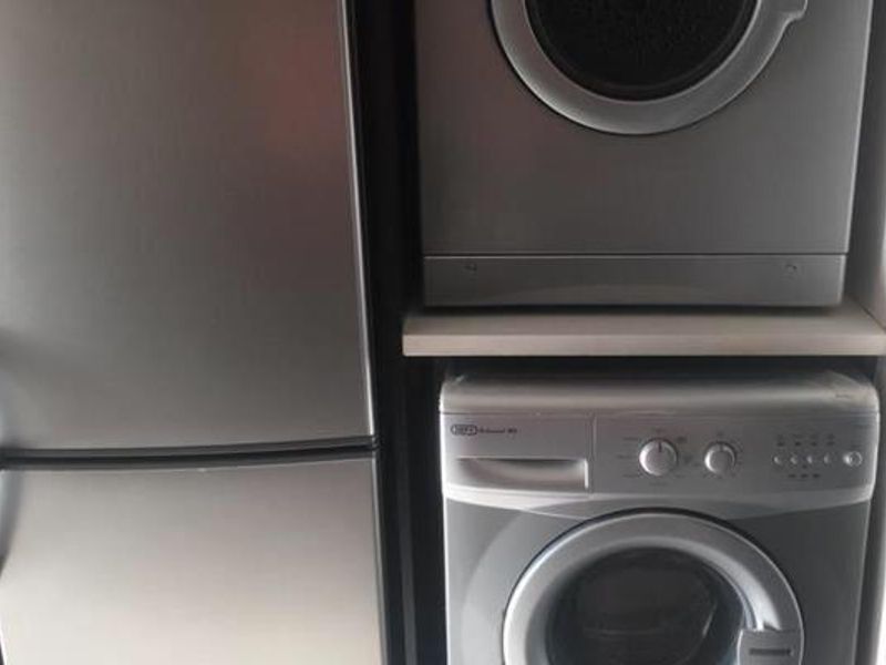 One Bedroom for Sale in Greenstone Hill - Photo 9