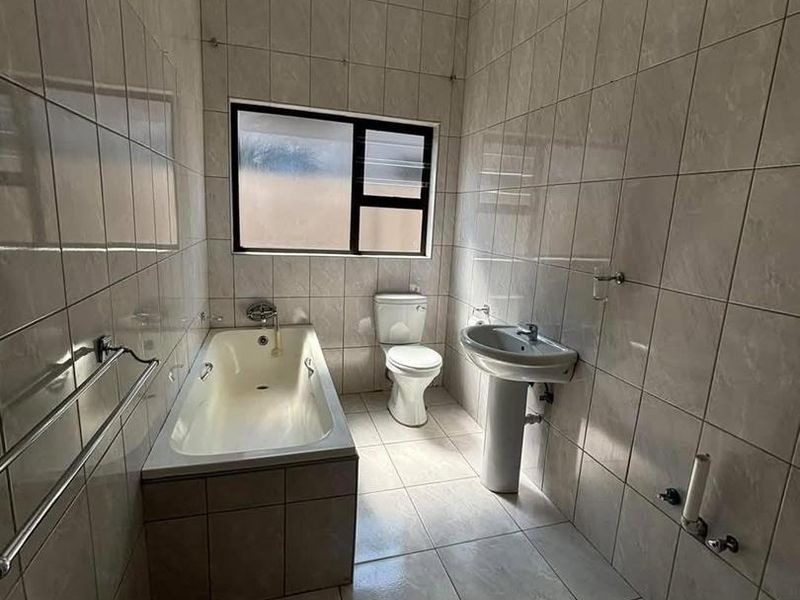 3 Bedroom Townhouse For Sale in Okahandja - Photo 9