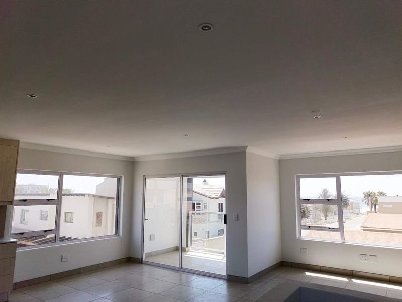 4 Bedroom Modern Coastal Home for Sale – Swakopmund - Photo 7