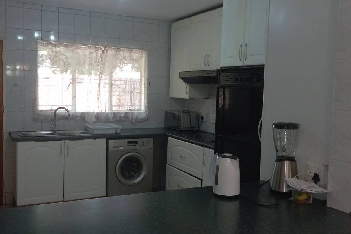 Call this 4 bedroom house your home! - Photo 5