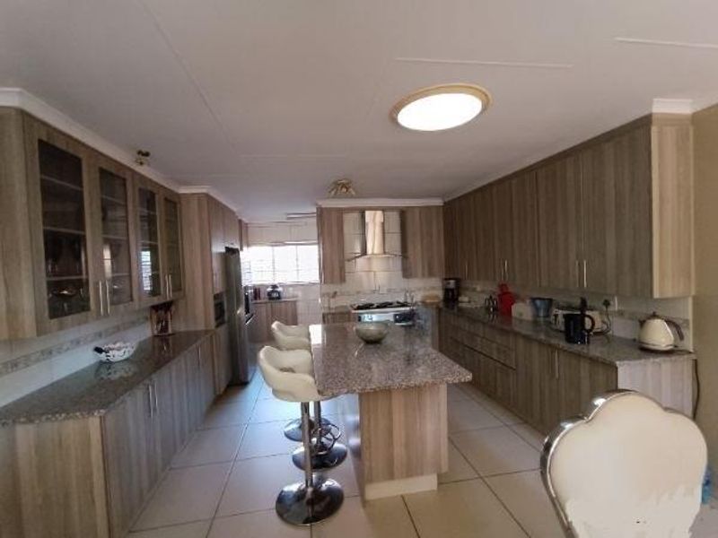 AMBERFIELD - CENTURION - 3 BEDROOM HOUSE - Photo 1