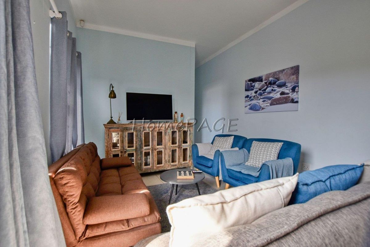 Central, Swakopmund:  GROUND FLOOR Unit in Heueschneider Platz for Sale - Photo 5