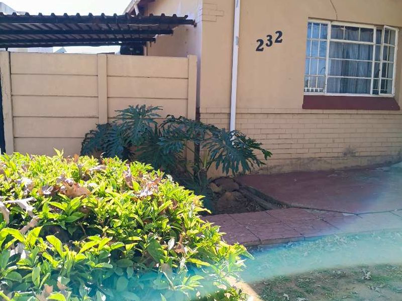 spectacular home with a full flat - Photo 2