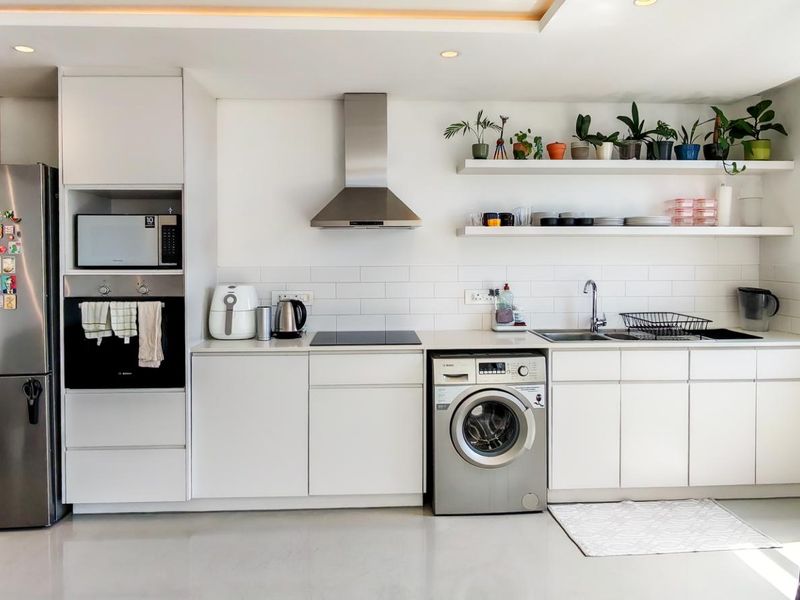 The Iron Works | Airbnb-Friendly | City Edge Living - Photo 3