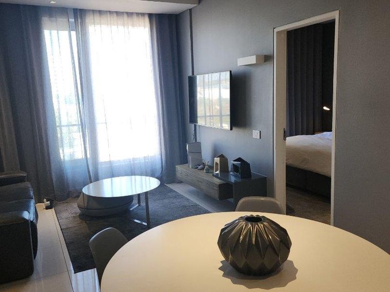 SOPHISTCATED FULLY FURNISHED 1 BED APARTMENT FOR SALE - Photo 8