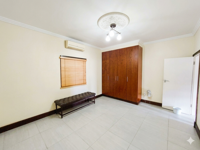 Stylish Three Bedroom Apartment in Prime Umhlanga Location - Photo 8