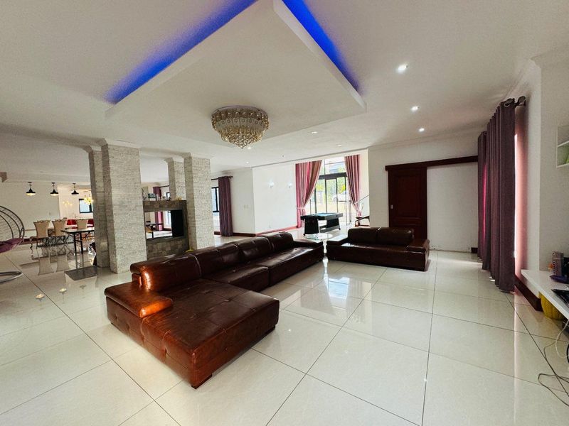 Five Bedroom Home For Sale In Waterfall Country Estate - Photo 5