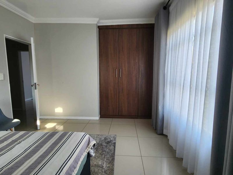 3 Bedroom House For Sale in The Orchards - Photo 9