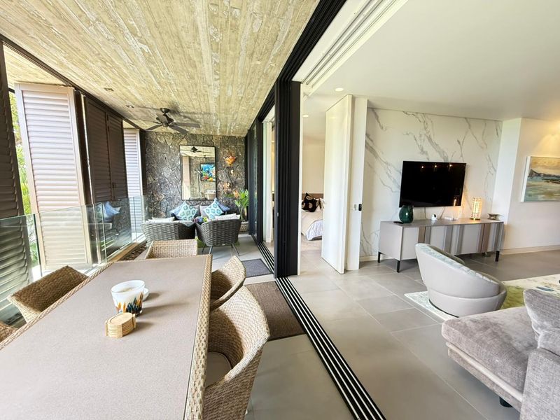 Ultra Premium Beachfront Sanctuary - Photo 2