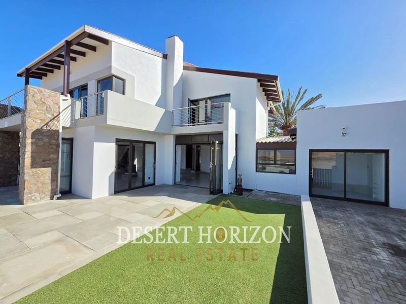 Swakopmund , Kramersdorf | Dune View Luxury Home For Sale - Photo 2