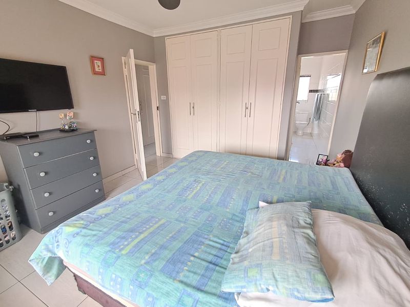 3 Bedroom Duplex for Sale in Brackenhurst - Photo 8