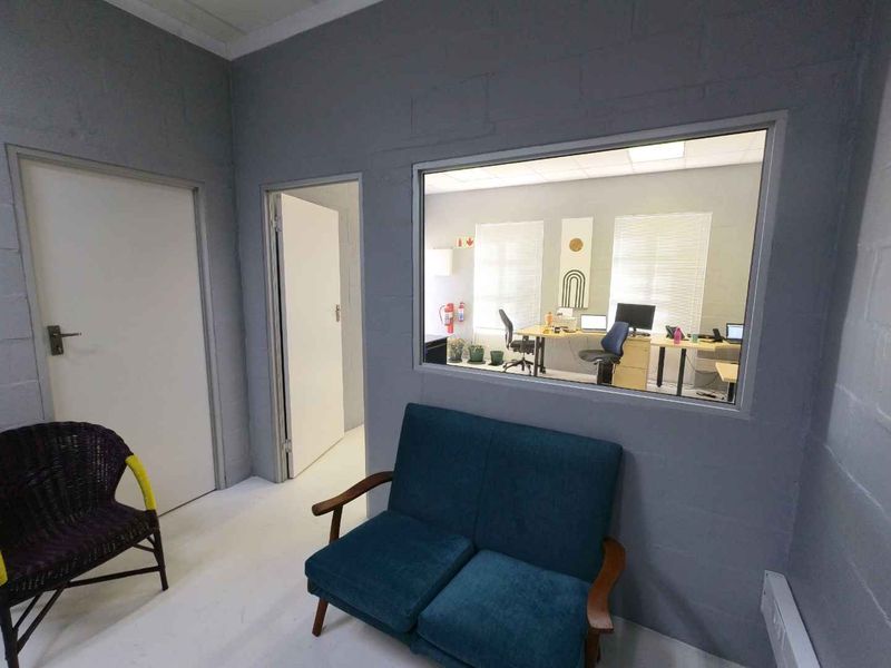 Secure Office Space To Let near Century City - Photo 9