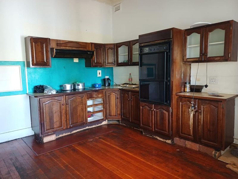 Kensington,Johannesburg 2 Bedroom house with outside room - Photo 2