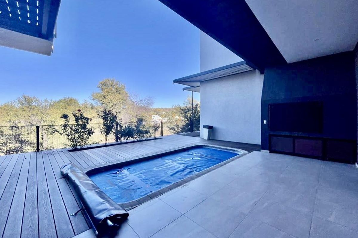 An Exclusive Address for the Discerning Tenant - Photo 3