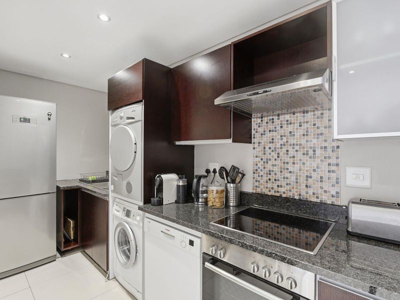 LUXURY LIVING IN THE HEART OF DE WATERKANT. THE POPULAR ROCKWELL COMPLEX - Photo 7