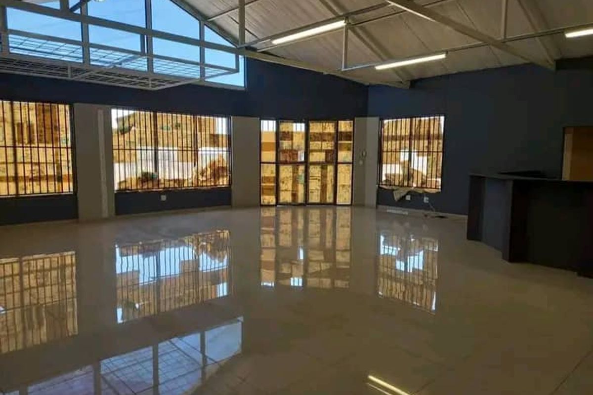 FOR SALE  - INDUSTRIAL /COMMERCIAL PROPERTY IN OKAHANDJA WITH HUGE POTENTIAL - Photo 5