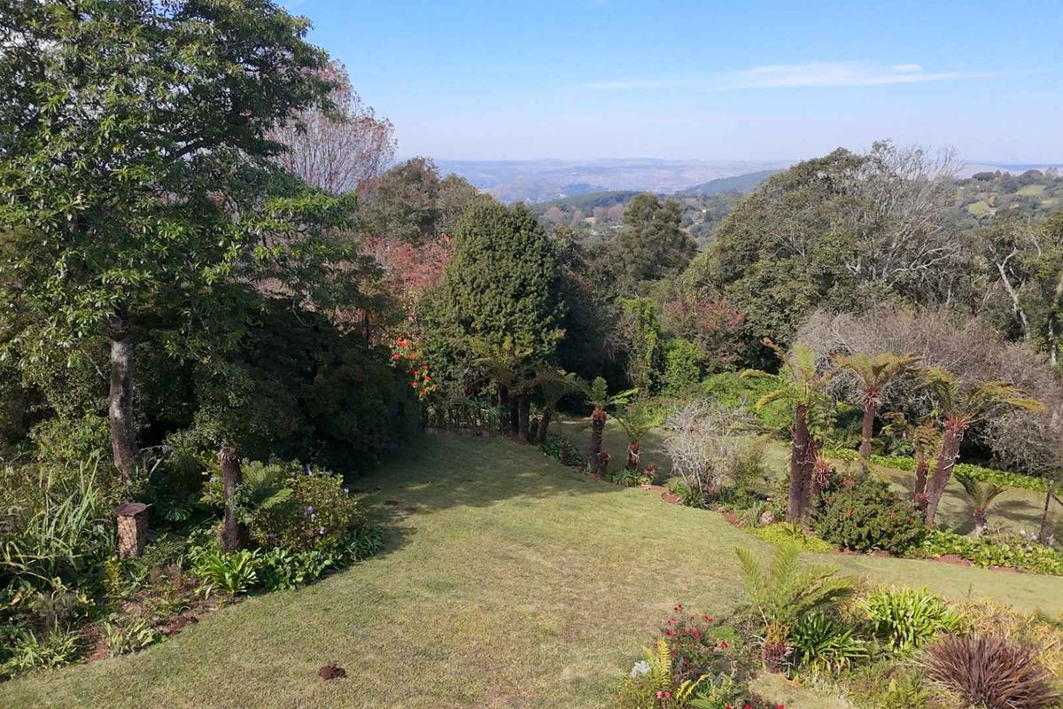 4-Bedroom Freehold Property With Exceptional Views On The Winterskloof Ridge, Hilton - Photo 2