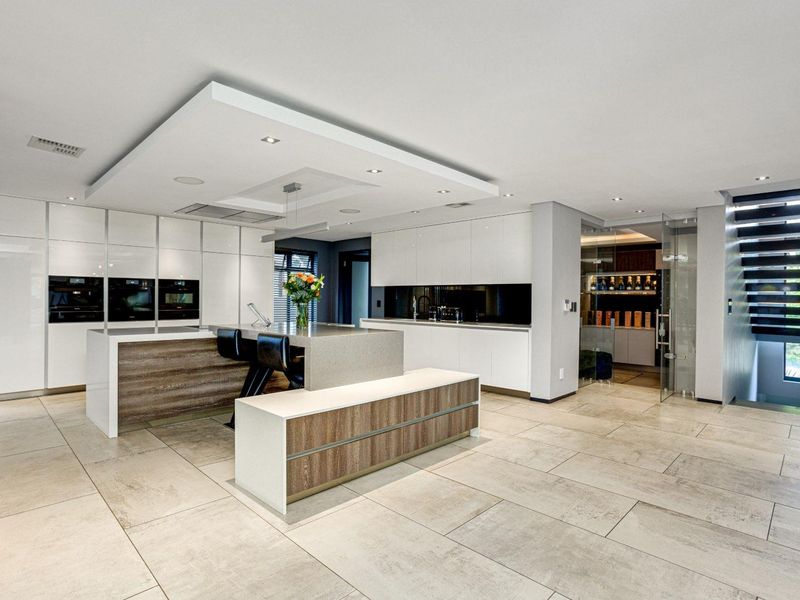 Luxury Estate living at its finest - Photo 6