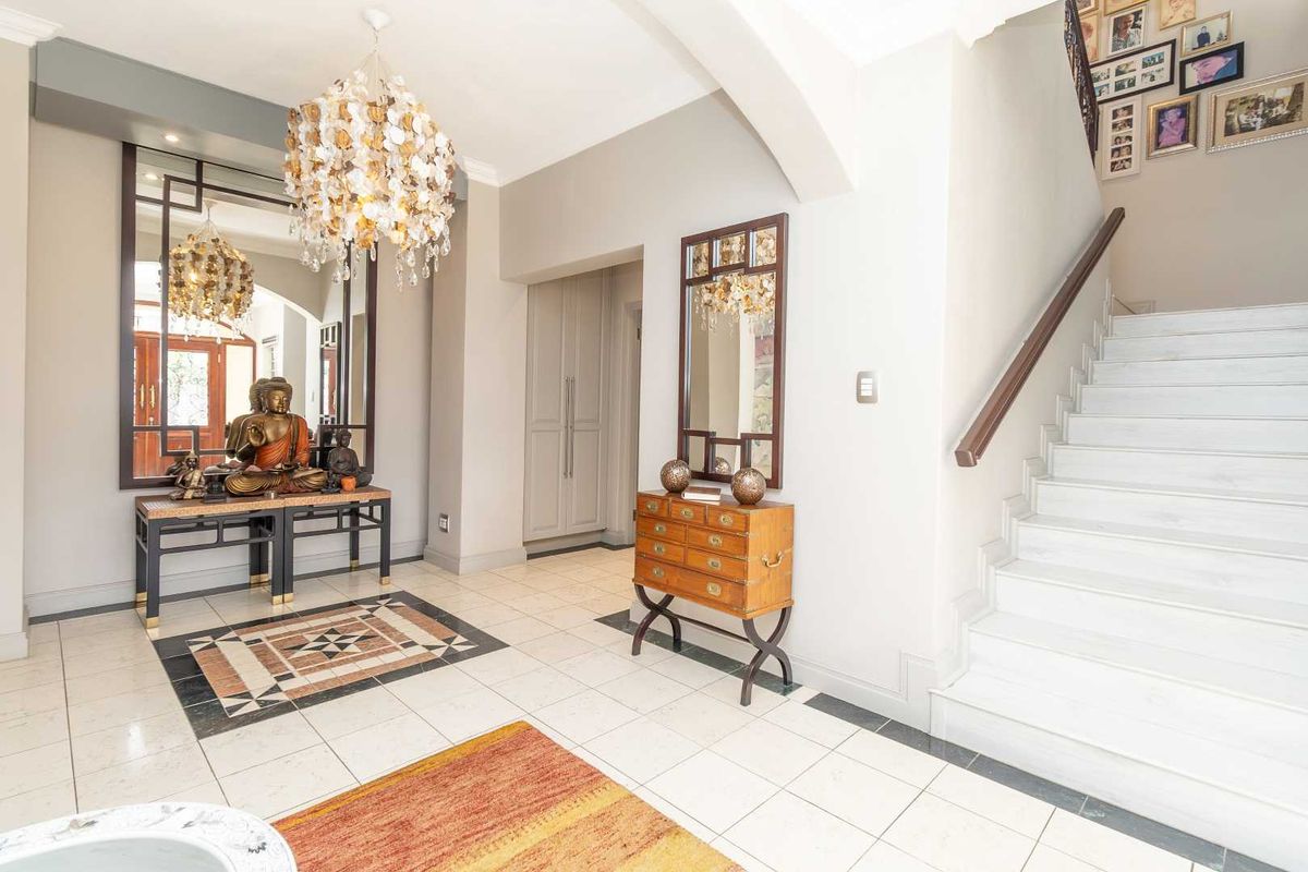 Sophisticated Living in Sought-After Brooklands Estate - Photo 4