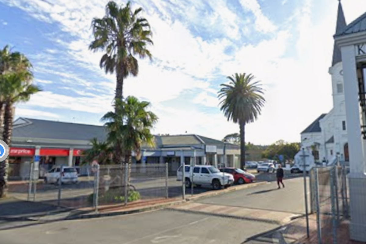 Retail Opportunity in Busy Kuilsriver Centre! - Photo 2
