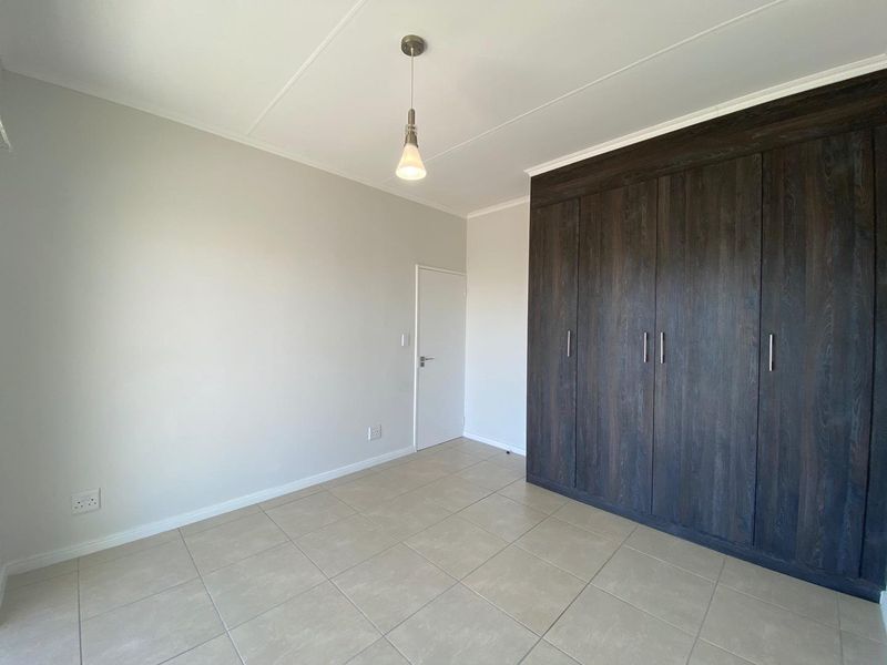1 Bedroom Apartment let in Sandown - Photo 10