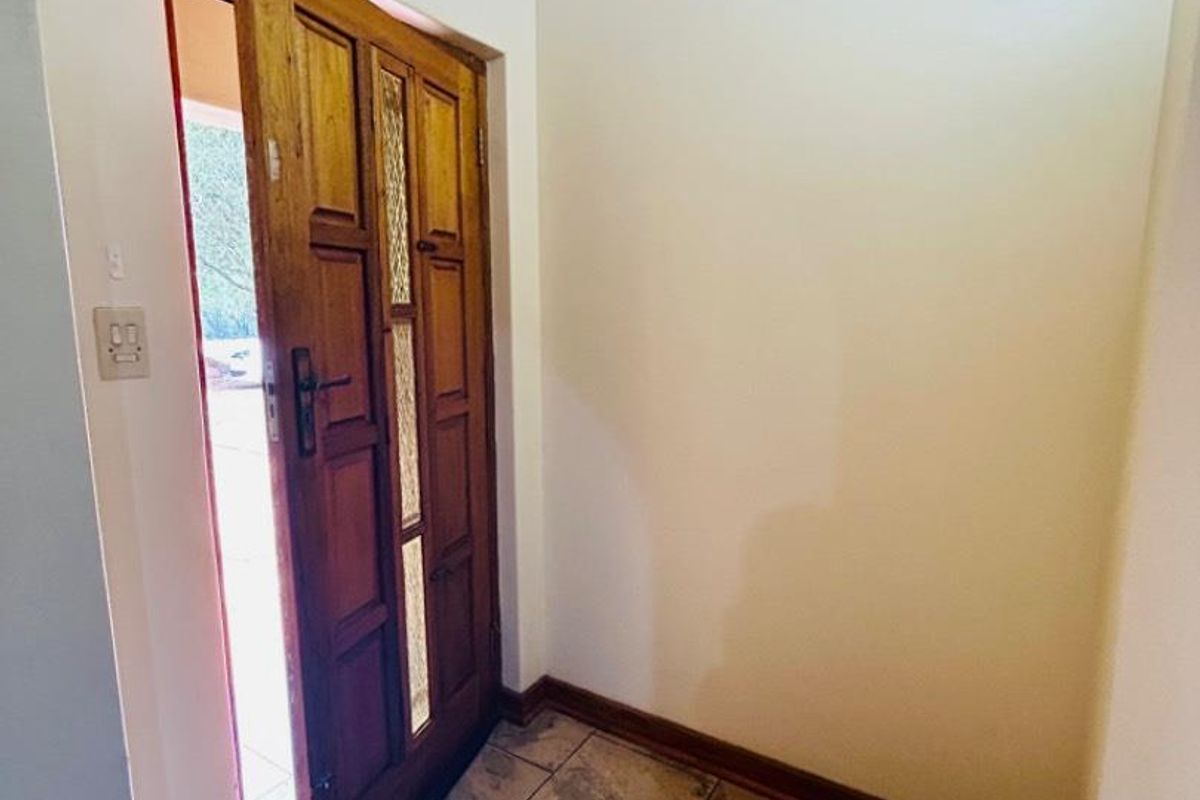 4 bedroom house for sale in Vryheid - Photo 2