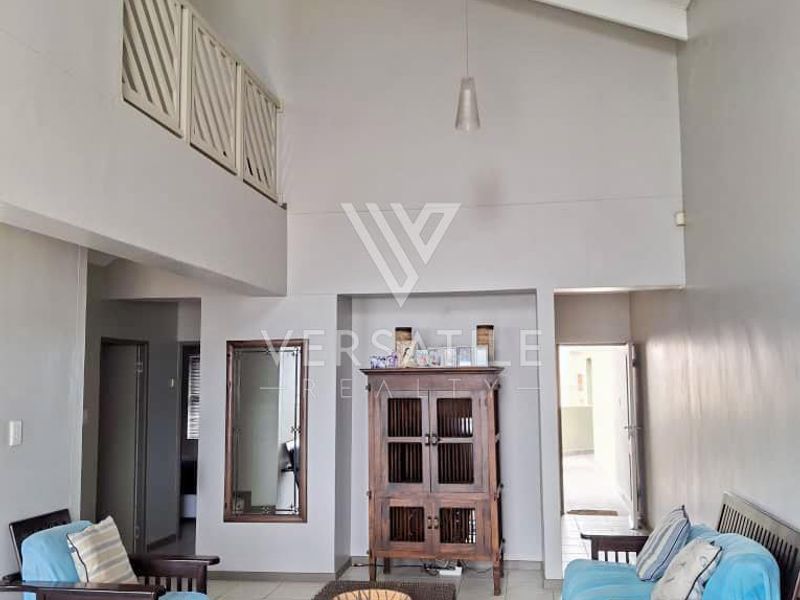 Penthouse Apartment with beautiful ocean views - Photo 6