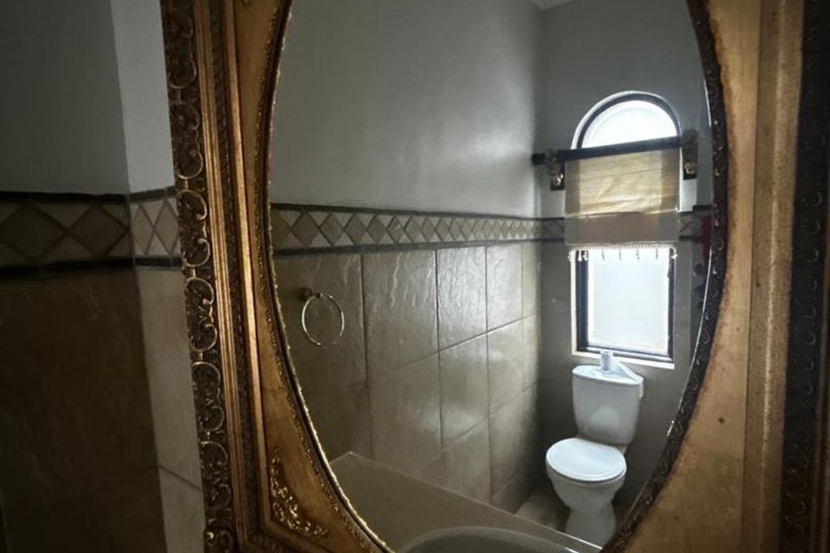 Where Comfort Meets Corporate Living - Photo 4