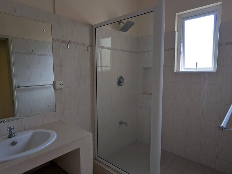 Authentic Mauritian two-Bedroom Apartment with Sunset VIEW - Photo 3