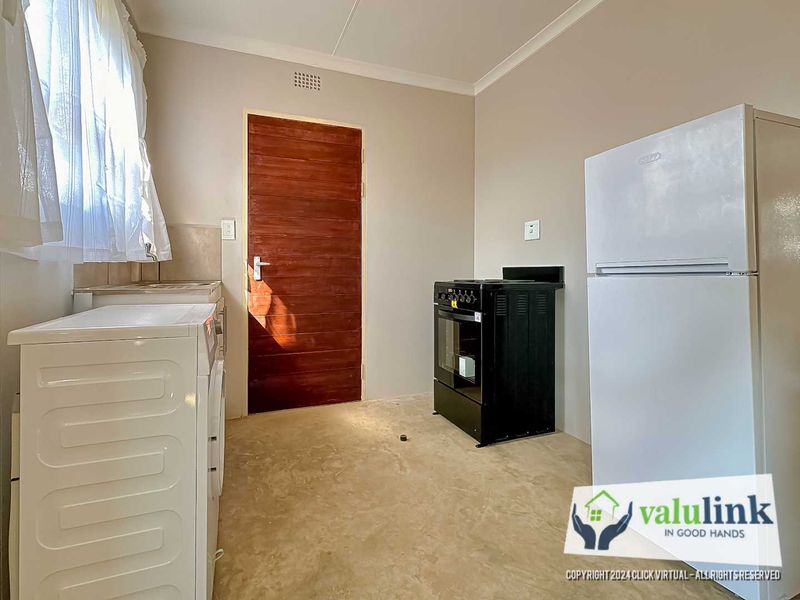 New Home -R720 250 New Modder Benoni ! - Photo 8