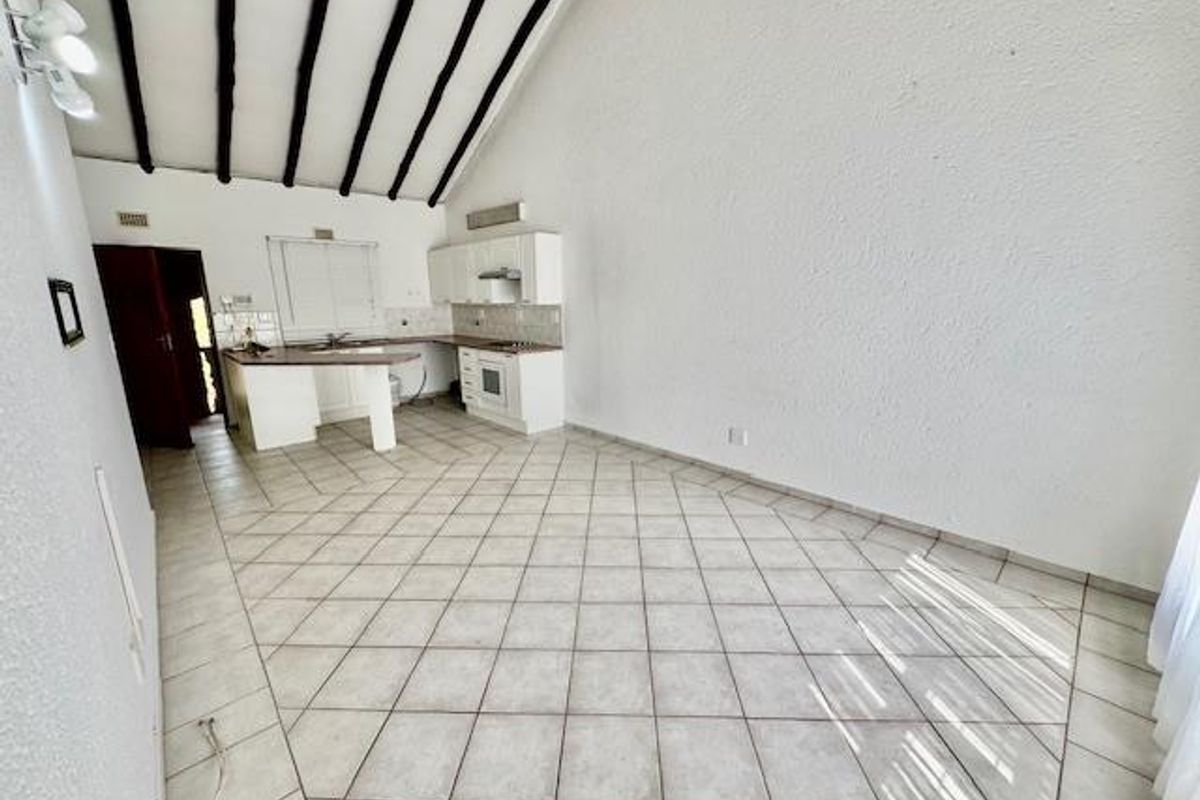Beautiful Unfurnished One Bedroom apartment in Morningside FOR RENT - Photo 2