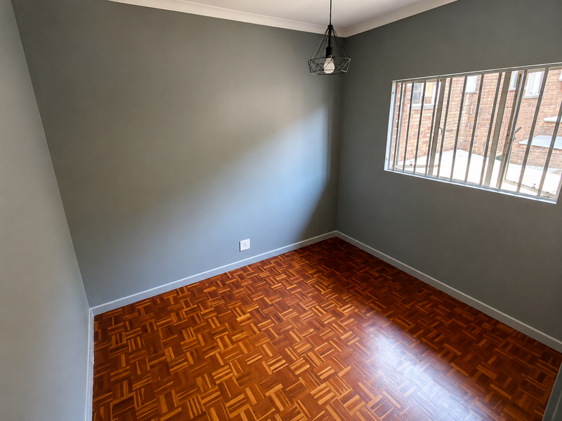 3 Bedroom Townhouse in Silverton - Photo 10